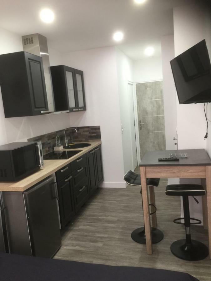 Le Studio De Moliere Montluçon Zewnętrze zdjęcie